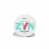 ZYN Spearmint 尼古丁袋包装，突出显示了薄荷味徽章和白色背景上的青色品牌标识。
